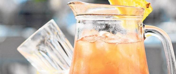 rum-pineapple-punch