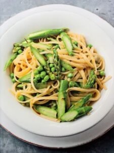bavette pasta with asparagus and peas