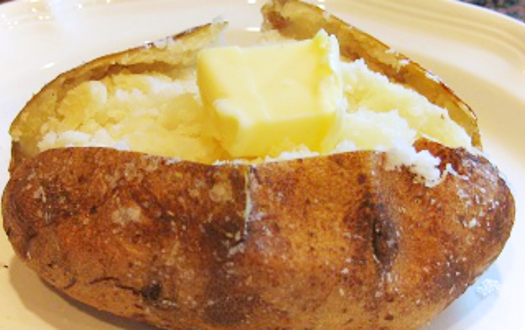 Baked potatoes plus a few serving ideas - The Big Dream Factory RECIPES